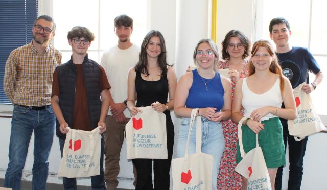 L'une des équipes arrivées premières et récompensées